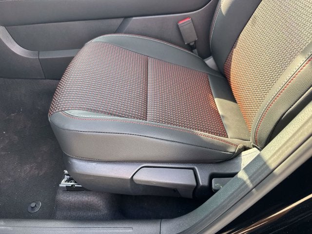 2027 Nissan Kicks SR