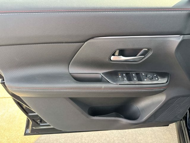 2027 Nissan Kicks SR
