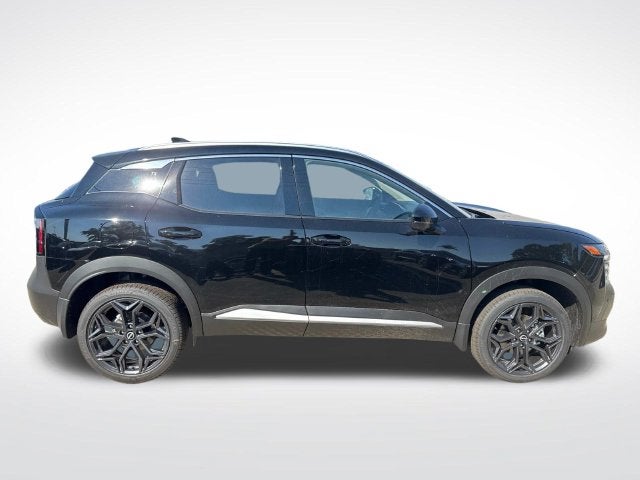 2027 Nissan Kicks SR