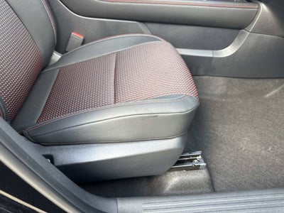 2027 Nissan Kicks SR