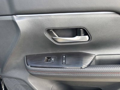 2027 Nissan Kicks SR