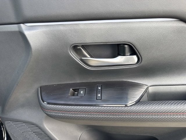 2027 Nissan Kicks SR