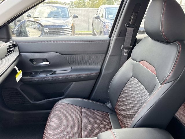 2027 Nissan Kicks SR