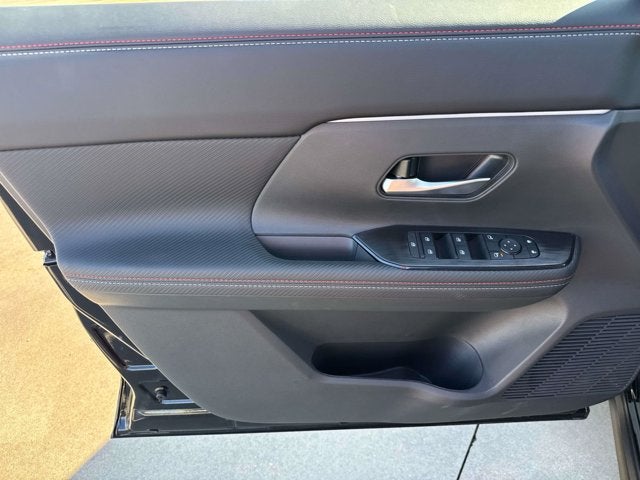 2027 Nissan Kicks SR
