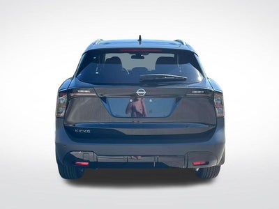 2027 Nissan Kicks SR