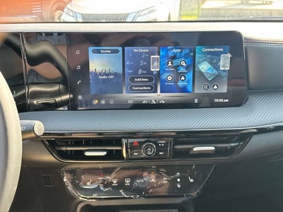 2027 Nissan Kicks SR