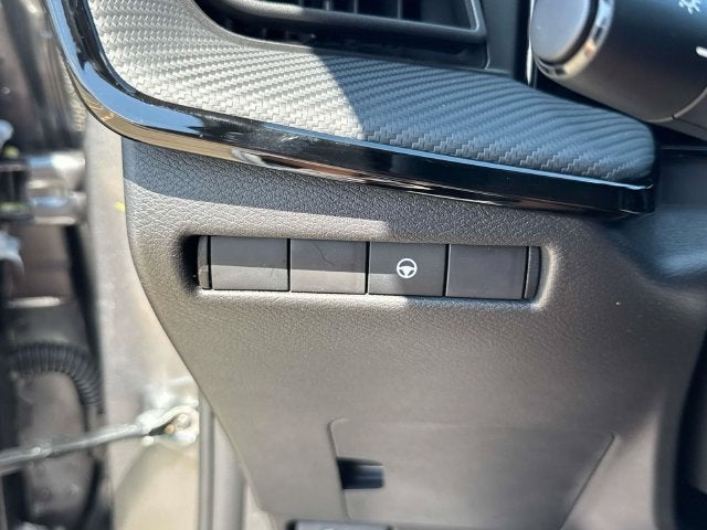 2027 Nissan Kicks SR