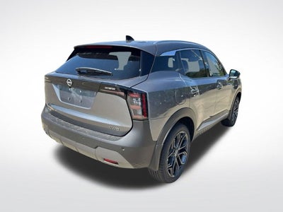 2027 Nissan Kicks SR