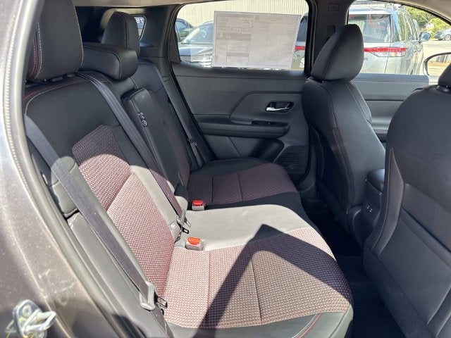 2027 Nissan Kicks SR