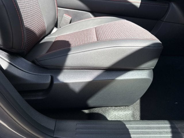 2027 Nissan Kicks SR