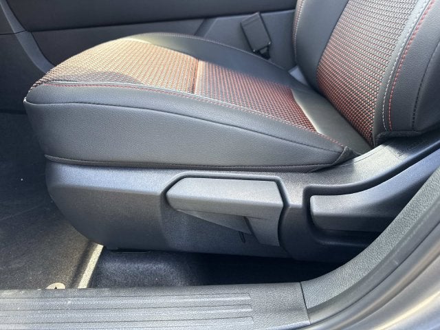 2027 Nissan Kicks SR