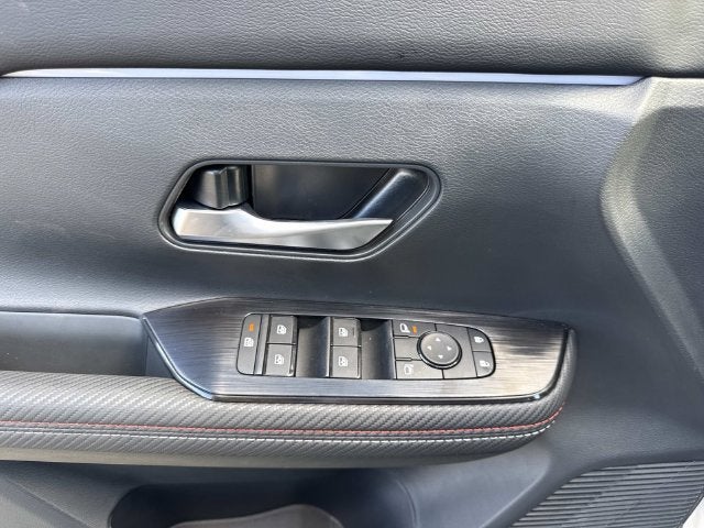 2027 Nissan Kicks SR
