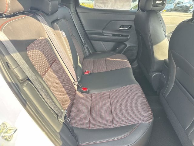 2027 Nissan Kicks SR