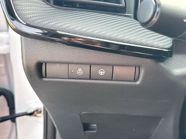 2027 Nissan Kicks SR