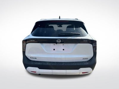 2027 Nissan Kicks SR