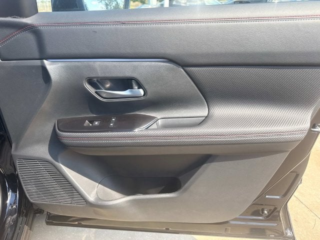 2027 Nissan Kicks SR