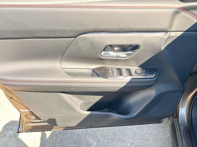 2027 Nissan Kicks SR