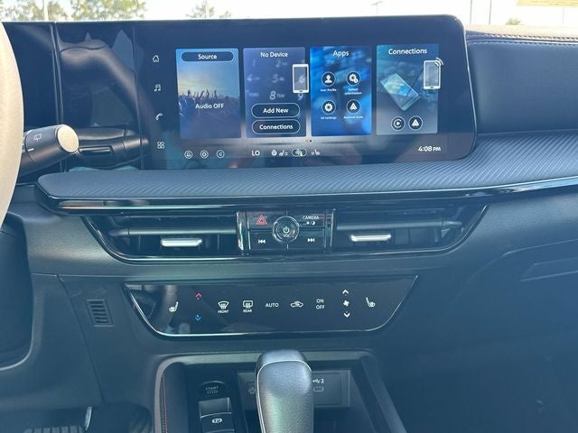 2027 Nissan Kicks SR