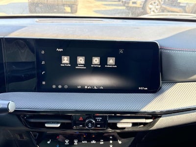 2027 Nissan Kicks SR