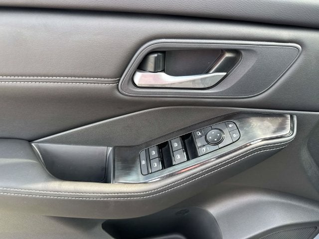 2027 Nissan Rogue Dark Armor™