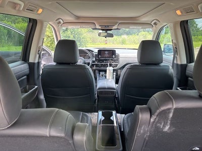 2023 Nissan Pathfinder SV