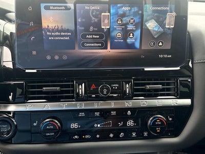2026 Nissan Pathfinder SV