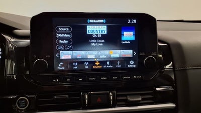 2024 Nissan Pathfinder SL