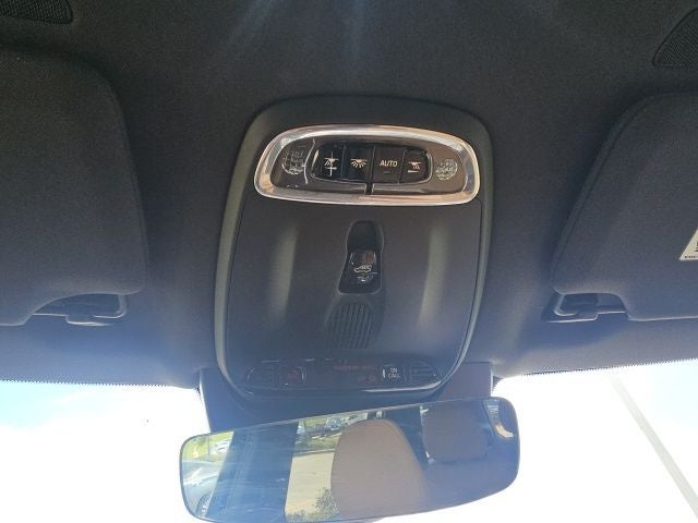 2017 Volvo XC90 T6 Momentum