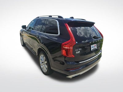 2017 Volvo XC90 T6 Momentum