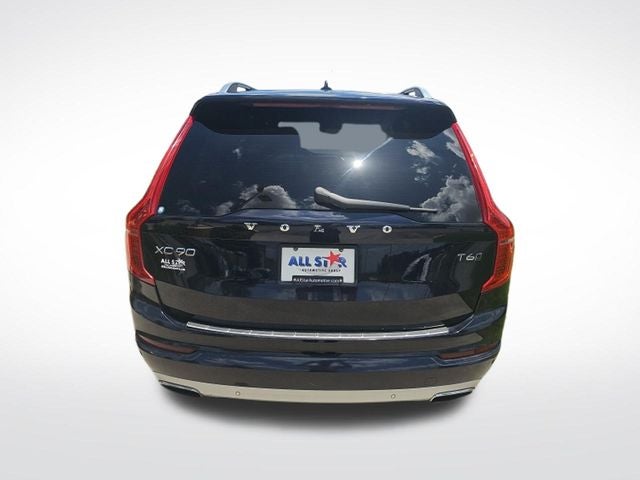 2017 Volvo XC90 T6 Momentum
