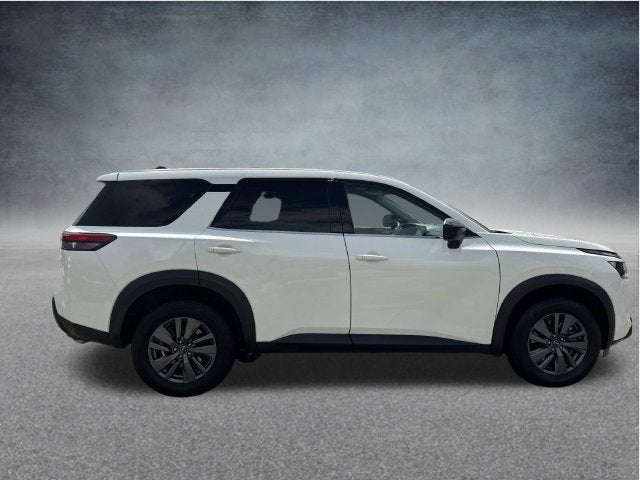 2023 Nissan Pathfinder S