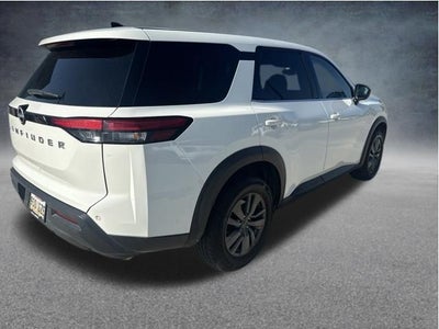 2023 Nissan Pathfinder S