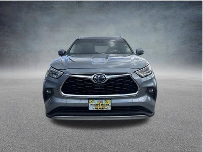 2021 Toyota Highlander Hybrid Platinum