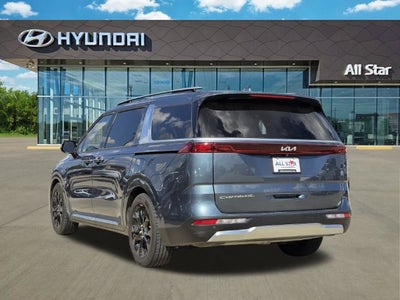 2022 Kia Carnival SX