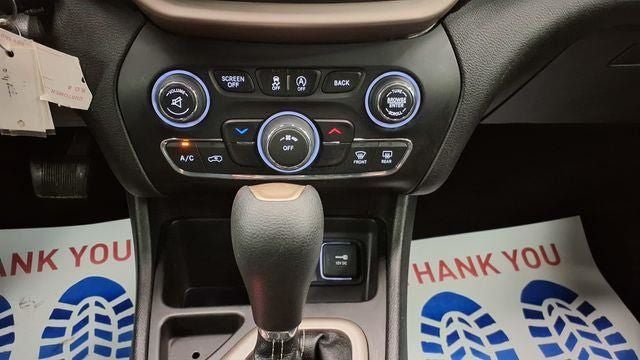 2018 Jeep Cherokee Latitude Tech Connect FWD