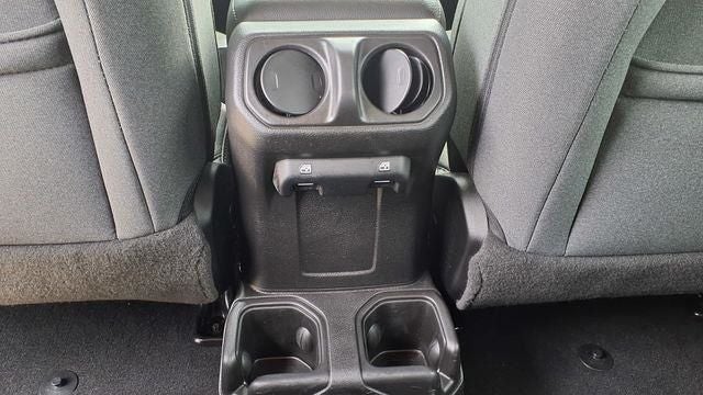 2025 Jeep Wrangler 4-Door Willys 4x4