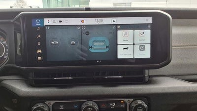 2025 Jeep Wrangler 4-Door Willys 4x4