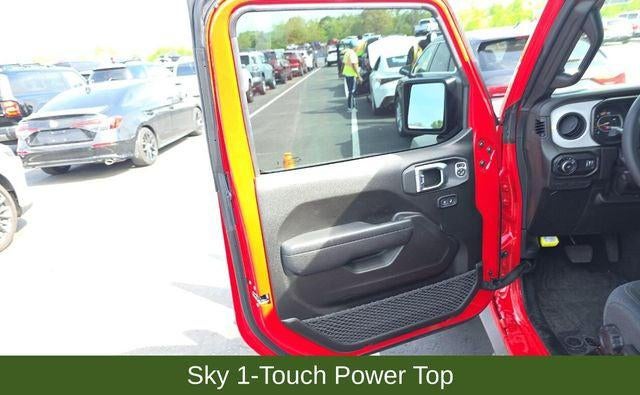 2025 Jeep Wrangler 4-Door Summit 4x4