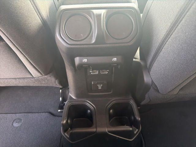 2024 Jeep Wrangler 4-Door Sahara 4x4