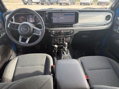 2024 Jeep Wrangler 4-Door Sahara 4x4