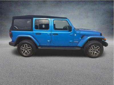 2024 Jeep Wrangler 4-Door Sahara 4x4