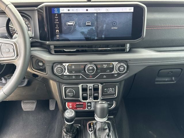 2025 Jeep Wrangler 4-Door Rubicon 4x4