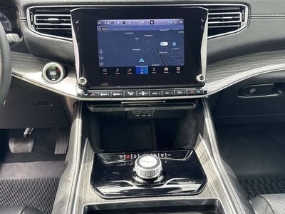 2024 Jeep Wagoneer L Series II 4x2