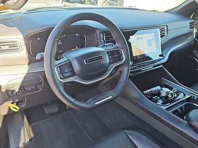 2024 Jeep Wagoneer L Series III