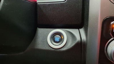 2018 RAM 1500 Laramie Crew Cab 4x4 5'7' Box