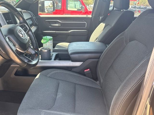 2020 RAM 1500 Big Horn Crew Cab 4x4 5'7' Box