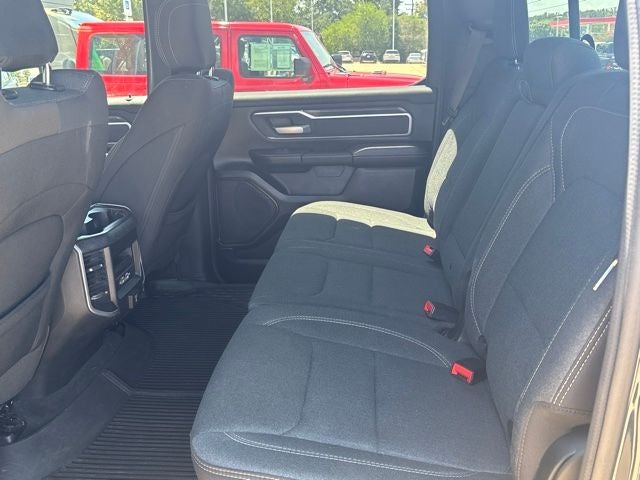 2020 RAM 1500 Big Horn Crew Cab 4x4 5'7' Box