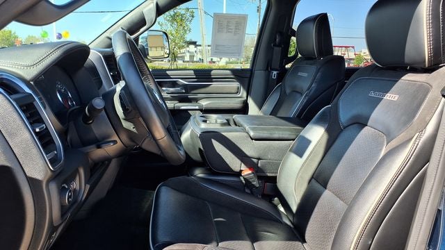 2023 RAM 1500 Laramie Crew Cab 4x4 5'7' Box