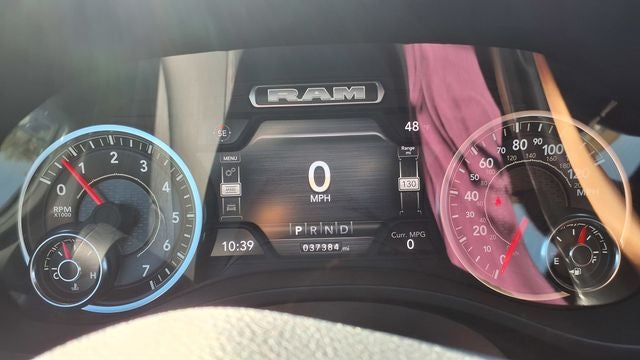 2023 RAM 1500 Laramie Crew Cab 4x4 5'7' Box