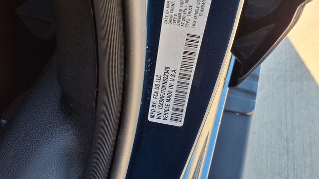 2023 RAM 1500 Laramie Crew Cab 4x4 5'7' Box